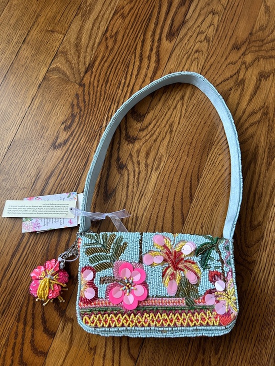 Made in India Handbags - Viral! Beaded hibiscus bag